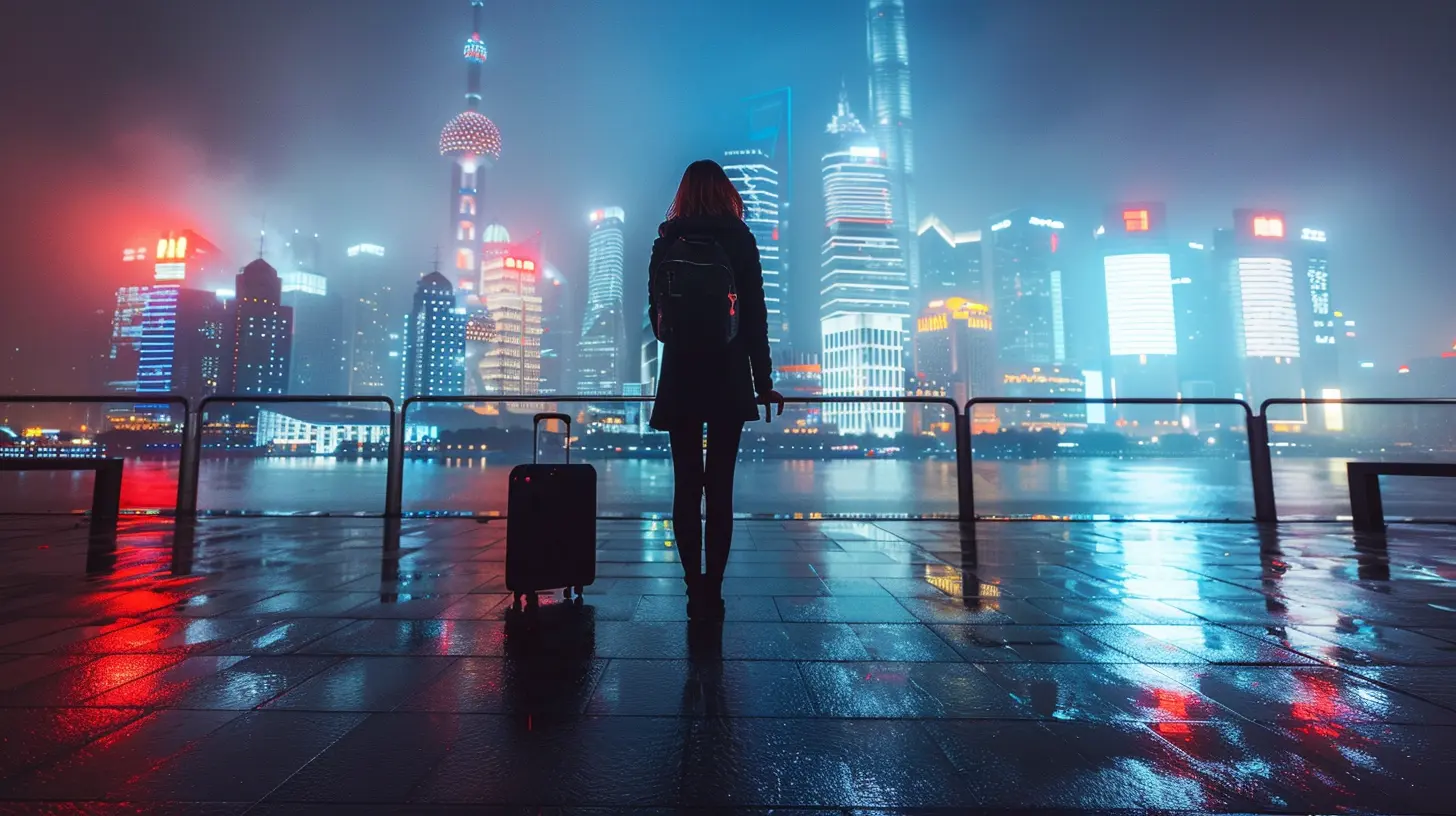 Essential Nighttime Safety Tips for Travelers