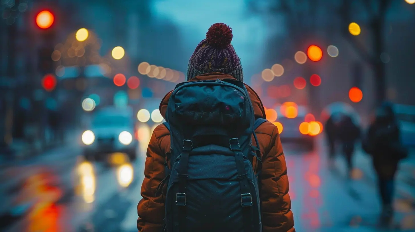 Essential Nighttime Safety Tips for Travelers