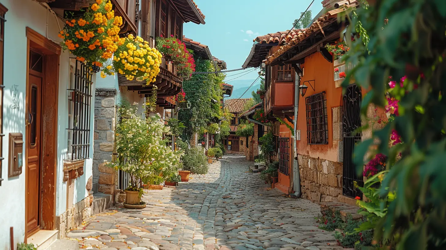 Neighborhood Discovery: Wander the City’s Oldest Districts