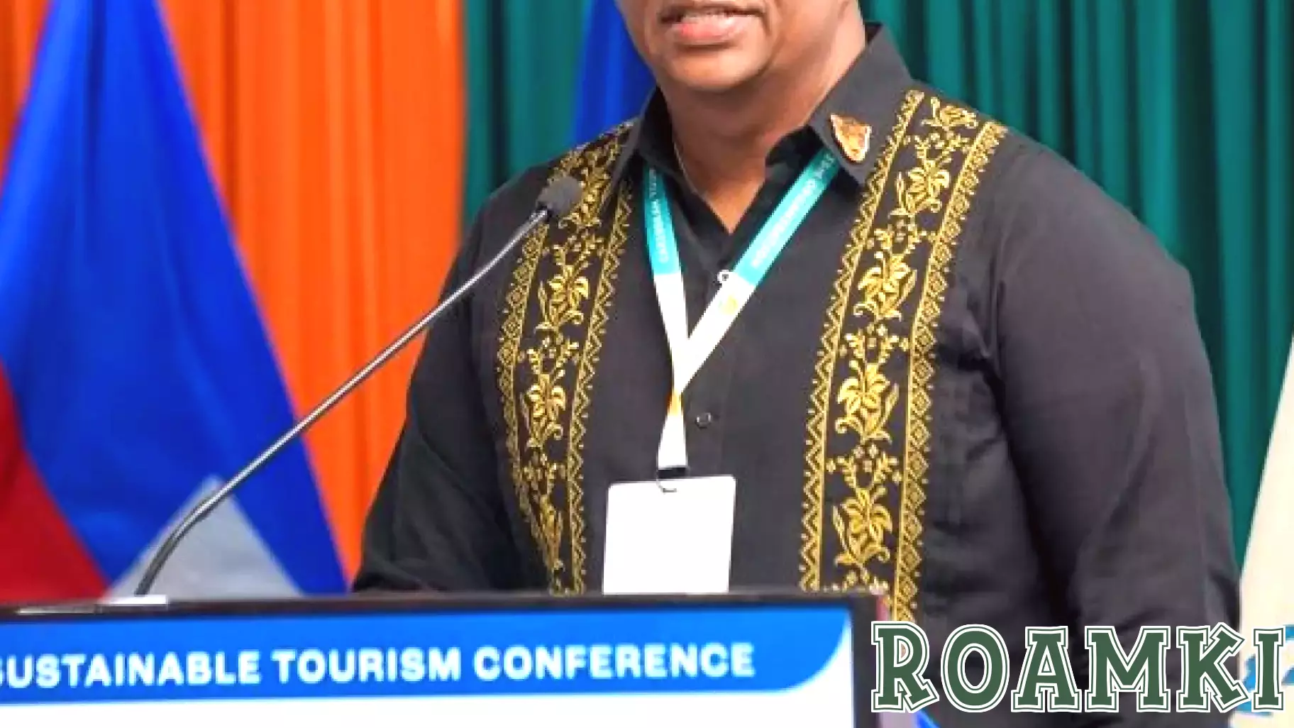 Tourism in Full Color – Blue, Green & Orange