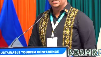 Tourism in Full Color – Blue, Green & Orange